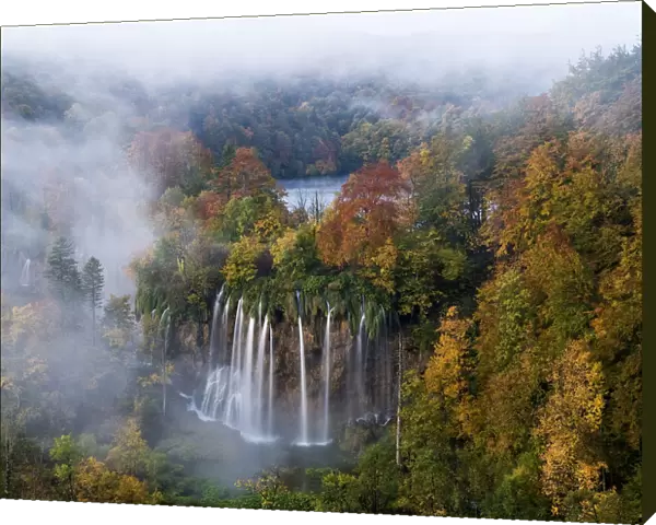 Veliki Prstavci waterfalls close to Gradinsko lake at dawn, Upper Lakes, Plitvice Lakes NP
