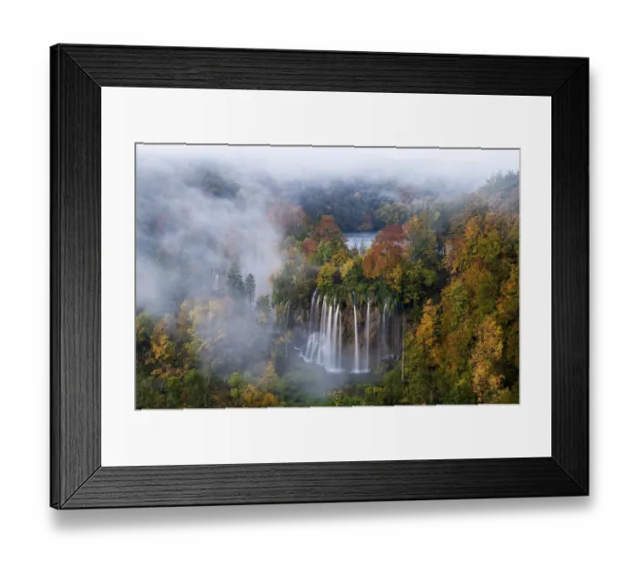 Framed Print : Veliki Prstavci waterfalls close to Gradinsko lake at dawn, Upper Lakes, Plitvice Lakes NP Framed Print : Veliki Prstavci waterfalls close to Gradinsko lake at dawn, Upper Lakes, Plitvice Lakes NP