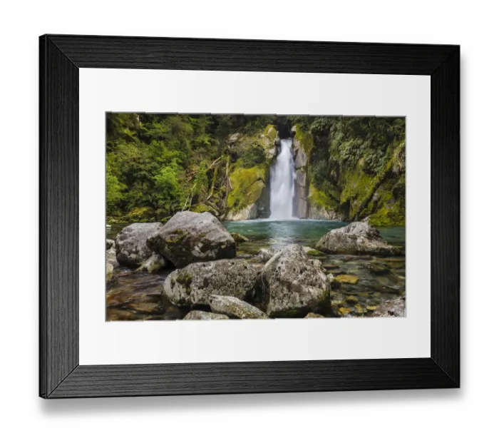 Framed Print : Giant Gate Falls on the Milford Track, Arthur Valley, Fiordland National Park, Southland Framed Print : Giant Gate Falls on the Milford Track, Arthur Valley, Fiordland National Park, Southland
