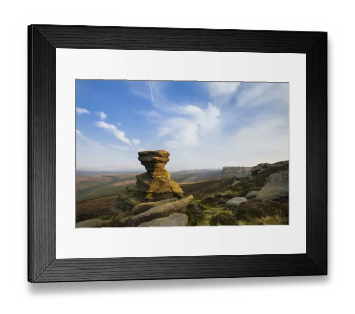 Framed Print : A millstone grit formation known as the Salt Cellar on Derwent Edge, with Common Heather Framed Print : A millstone grit formation known as the Salt Cellar on Derwent Edge, with Common Heather