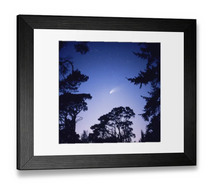 Framed Print : Comet Hale Bopp seen from Southern England, February 1997 Framed Print : Comet Hale Bopp seen from Southern England, February 1997