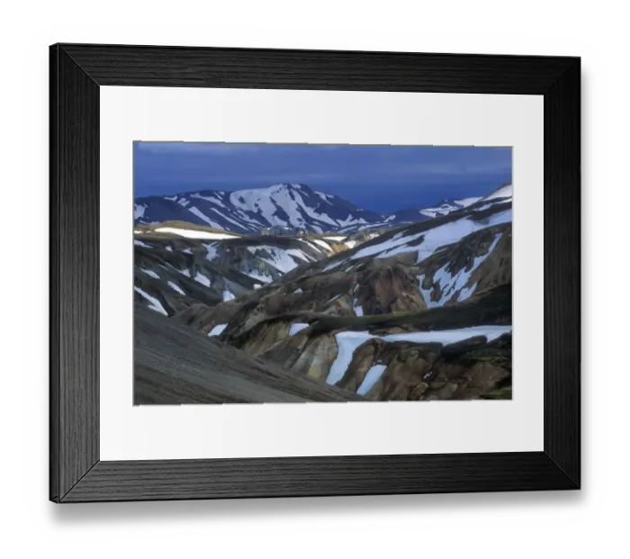 Framed Print : Multicoloured earth of the volcanic landscape of Landmannalaugar, volcanic massif Framed Print : Multicoloured earth of the volcanic landscape of Landmannalaugar, volcanic massif