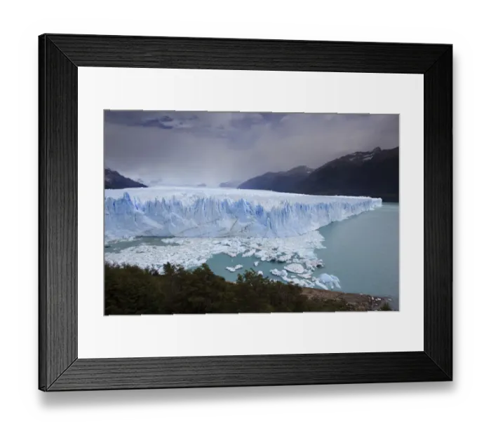 Framed Print : Edge of the Perito Moreno Glacier, Los Glaciares National Park, Argentina February 2009 Framed Print : Edge of the Perito Moreno Glacier, Los Glaciares National Park, Argentina February 2009