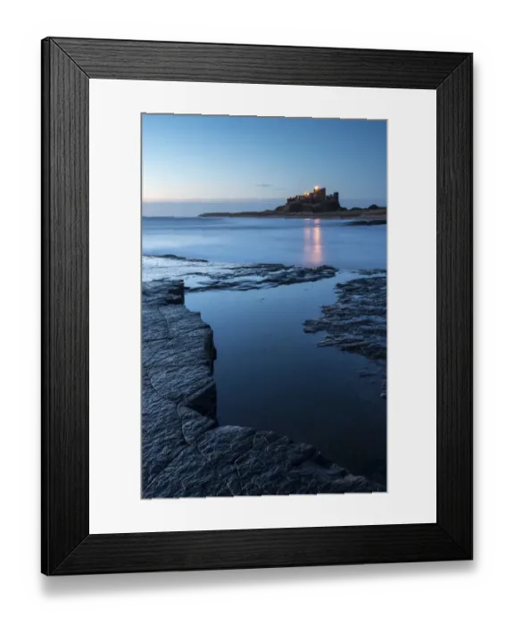 Framed Print : Bamburgh Castle, early morning light at dawn, Bamburgh, Northumberland, UK, April 2013 Framed Print : Bamburgh Castle, early morning light at dawn, Bamburgh, Northumberland, UK, April 2013