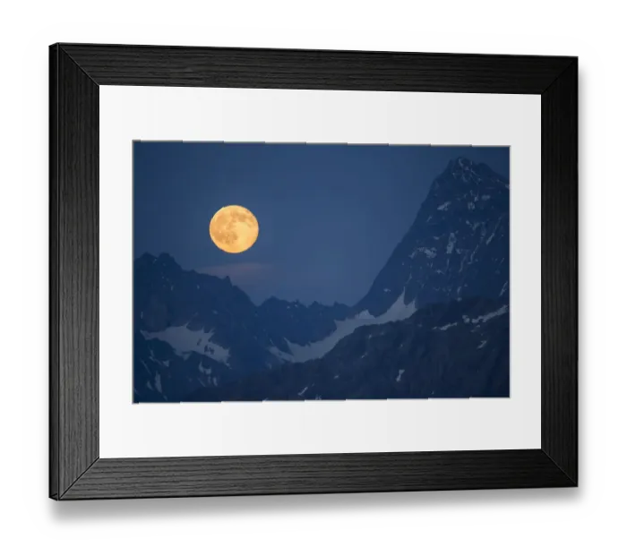 Framed Print : Full moon rising between the Verpeilspitze (3430m, left) and the Watzespitze (3554m, right) Framed Print : Full moon rising between the Verpeilspitze (3430m, left) and the Watzespitze (3554m, right)
