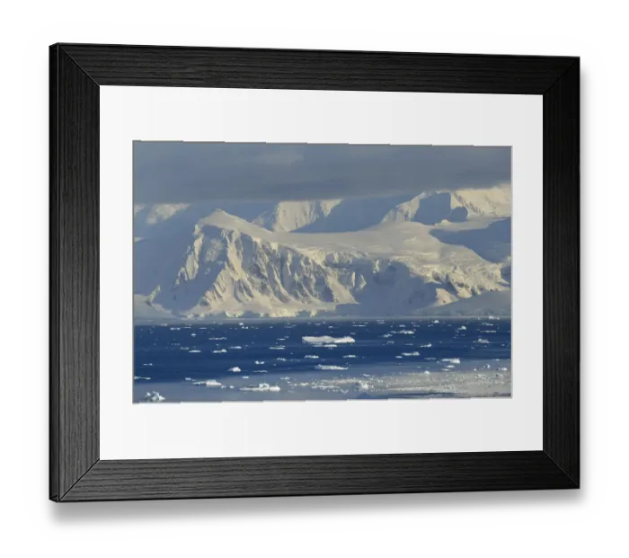 Framed Print : Landscape from Neko Harbour, Andvord Bay. Antarctic Peninsula, Antarctica Framed Print : Landscape from Neko Harbour, Andvord Bay. Antarctic Peninsula, Antarctica
