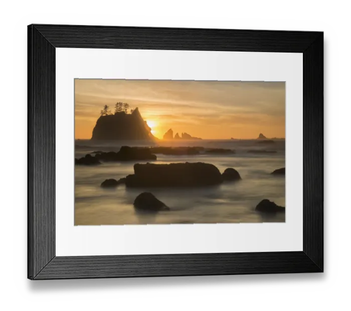 Framed Print : Rock formations silhouetted at sunset on the Pacfic coast of Olympic National Park Framed Print : Rock formations silhouetted at sunset on the Pacfic coast of Olympic National Park