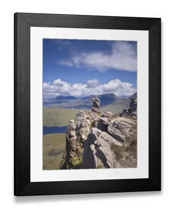 Framed Print : View from summit of Sgorr Tuath, sandstone pinnacles, Assynt mountains, Highland Framed Print : View from summit of Sgorr Tuath, sandstone pinnacles, Assynt mountains, Highland