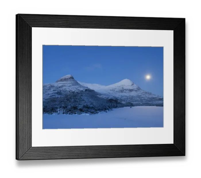 Framed Print : European river otter (Lutra lutra) footprints crossing frozen Loch Lurgainn at dawn Framed Print : European river otter (Lutra lutra) footprints crossing frozen Loch Lurgainn at dawn