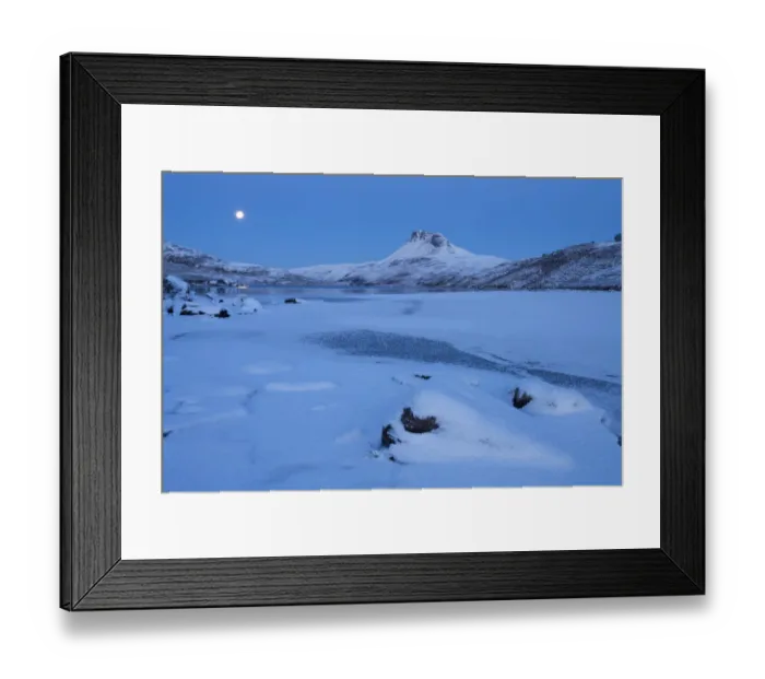 Framed Print : Stac Pollaidh at dawn, with frozen Loch Lurgainn in foreground, Coigach, Wester Ross Framed Print : Stac Pollaidh at dawn, with frozen Loch Lurgainn in foreground, Coigach, Wester Ross