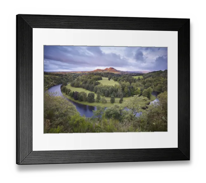 Framed Print : Scotts View looking towards Eildon Hill with the River Tweed in the foreground Framed Print : Scotts View looking towards Eildon Hill with the River Tweed in the foreground