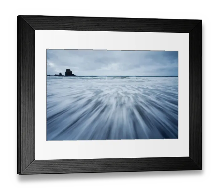 Framed Print : Receding wave shot with long exposure. Talisker Bay, Isle of Skye, Scotland, UK Framed Print : Receding wave shot with long exposure. Talisker Bay, Isle of Skye, Scotland, UK