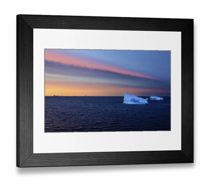 Framed Print : Icebergs at dusk, Qeqertarsuaq, Disko Bay, Greenland, August 2009 Framed Print : Icebergs at dusk, Qeqertarsuaq, Disko Bay, Greenland, August 2009