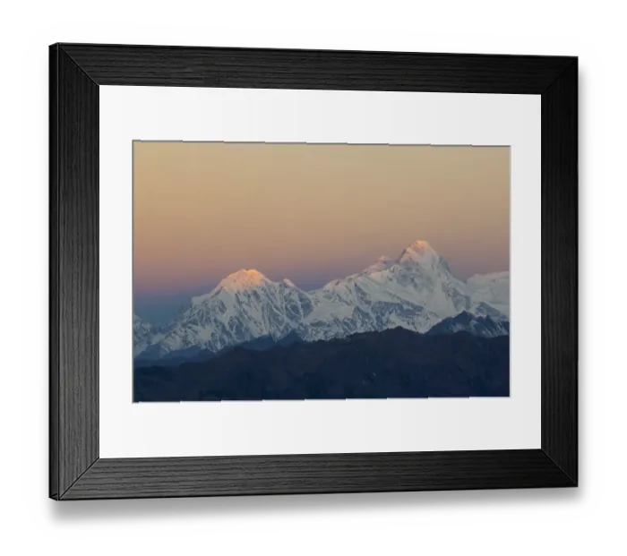 Framed Print : Manaslu range seen from Laurebinya, at sunrise, Laurebinya, Langtang - Gosaikund region Framed Print : Manaslu range seen from Laurebinya, at sunrise, Laurebinya, Langtang - Gosaikund region