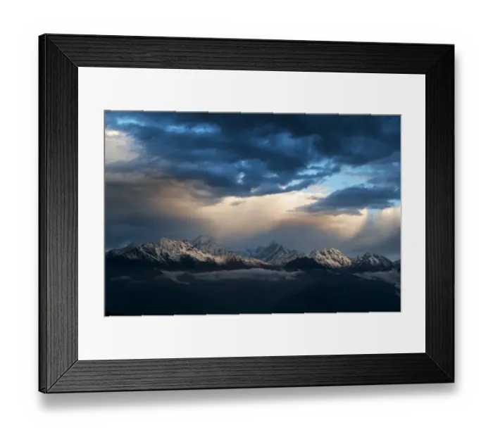 Framed Print : Ganesh Himal at sunrise, under dark sky. Seen from Cholangpati, Cholangpati, Langtang Framed Print : Ganesh Himal at sunrise, under dark sky. Seen from Cholangpati, Cholangpati, Langtang