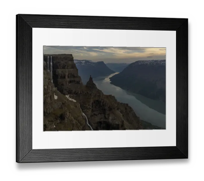 Framed Print : River and cliffs in Putoransky State Nature Reserve, Putorana Plateau, Siberia, Russia Framed Print : River and cliffs in Putoransky State Nature Reserve, Putorana Plateau, Siberia, Russia