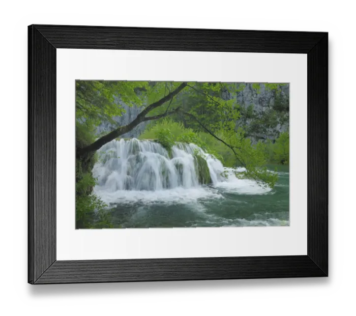 Framed Print : A cascade of waterfalls and rapids falling into a woodland pool. Plitvice National Park Framed Print : A cascade of waterfalls and rapids falling into a woodland pool. Plitvice National Park