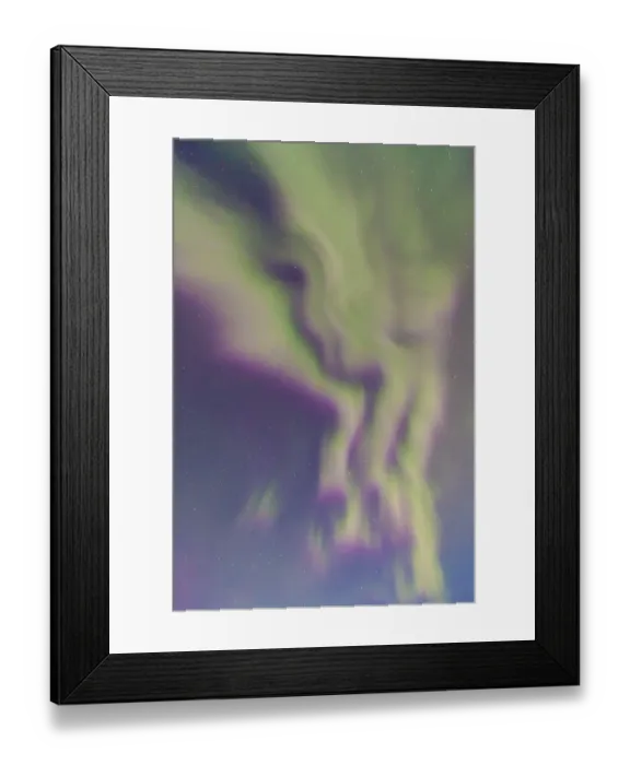 Framed Print : Looking up into the northern lights (Aurora Borealis). Jokulsarlon glacier lagoon Framed Print : Looking up into the northern lights (Aurora Borealis). Jokulsarlon glacier lagoon
