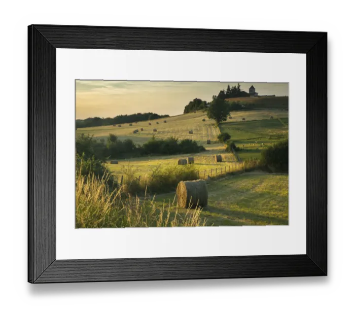 Framed Print : Hay bales in the fields near Beaumont du Perigord, Pays de Bergerac, Dordogne, Aquitaine Framed Print : Hay bales in the fields near Beaumont du Perigord, Pays de Bergerac, Dordogne, Aquitaine