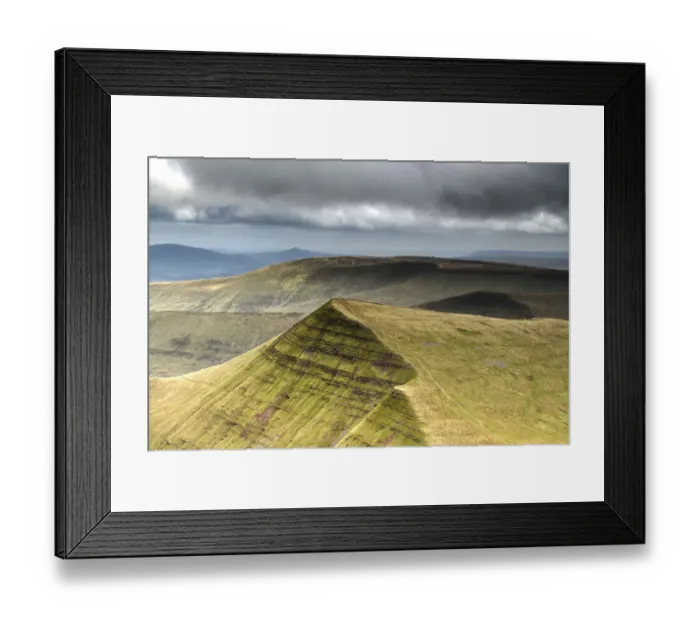 Framed Print : View towards Cribyn from Pen y Fan in the Brecon Beacons National Park, Wales, September Framed Print : View towards Cribyn from Pen y Fan in the Brecon Beacons National Park, Wales, September