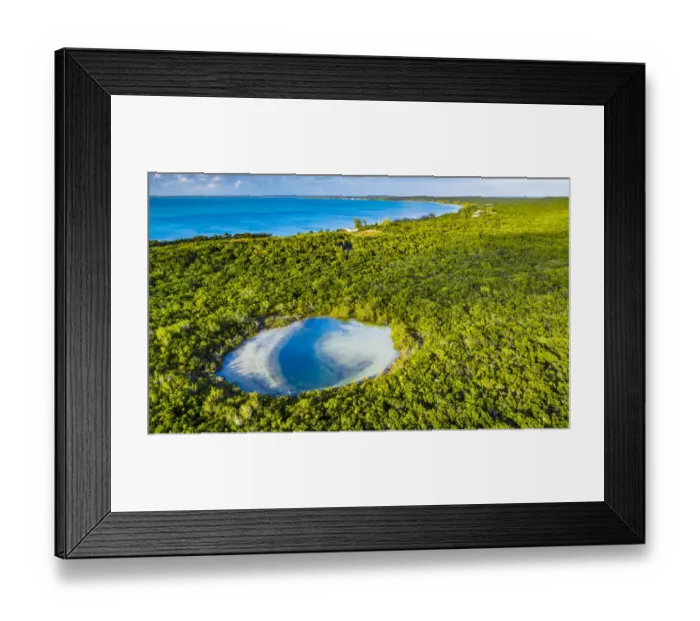 Framed Print : Aerial view of a blue hole on Eleuthera Island, Bahamas Framed Print : Aerial view of a blue hole on Eleuthera Island, Bahamas