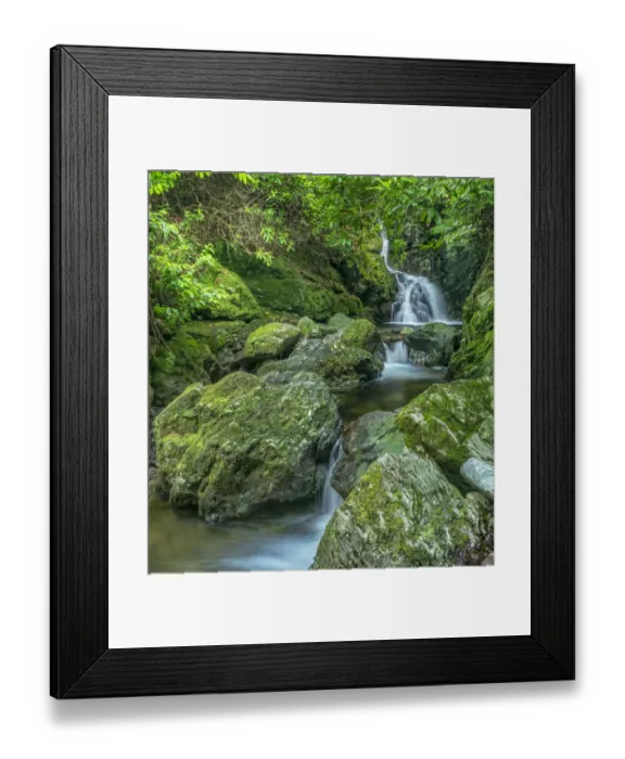 Framed Print : Waterfalls on Sprinkwee / Cascade River flowing amongst rocks in woodland Framed Print : Waterfalls on Sprinkwee / Cascade River flowing amongst rocks in woodland