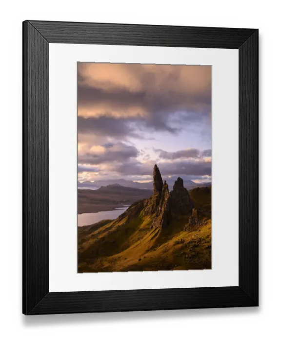 Framed Print : The Old Man of Storr, golden early morning light, the Trotternish peninsula, Isle of Skye Framed Print : The Old Man of Storr, golden early morning light, the Trotternish peninsula, Isle of Skye