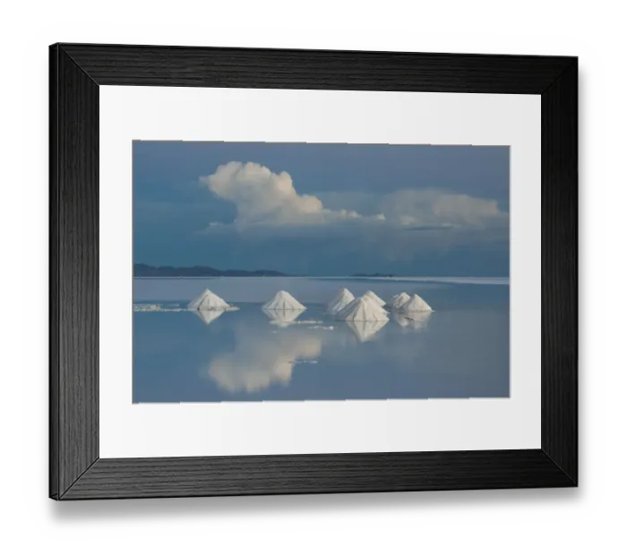 Framed Print : Salt cones on the Salar de Uyuni, Bolivia. March. The Salar is the world Framed Print : Salt cones on the Salar de Uyuni, Bolivia. March. The Salar is the world