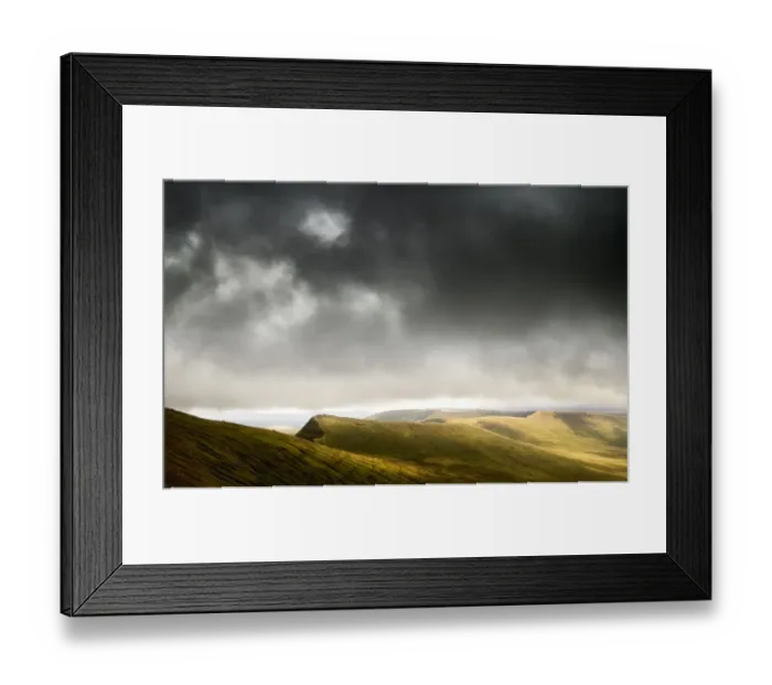 Framed Print : View towards Cribyn from Pen y Fan, outcrops of Devonian red sandstone Framed Print : View towards Cribyn from Pen y Fan, outcrops of Devonian red sandstone