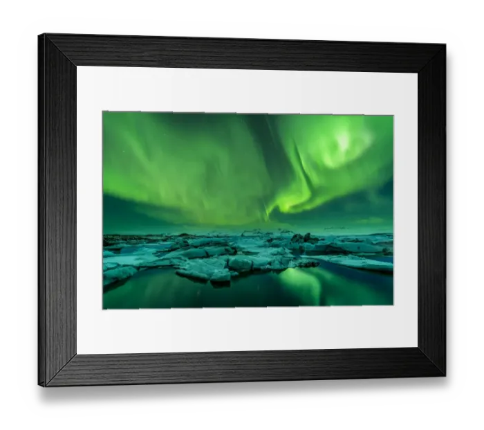 Framed Print : Aurora borealis, Jokulsarlon glacier lake, Iceland Framed Print : Aurora borealis, Jokulsarlon glacier lake, Iceland