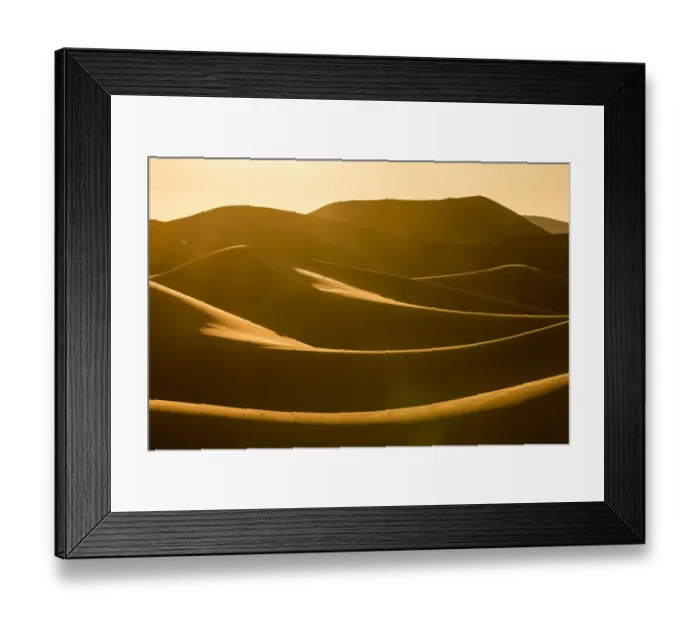 Framed Print : Erg Chebbi sand dunes, Sahara desert, Southern Morocco, Africa. January, 2020 Framed Print : Erg Chebbi sand dunes, Sahara desert, Southern Morocco, Africa. January, 2020