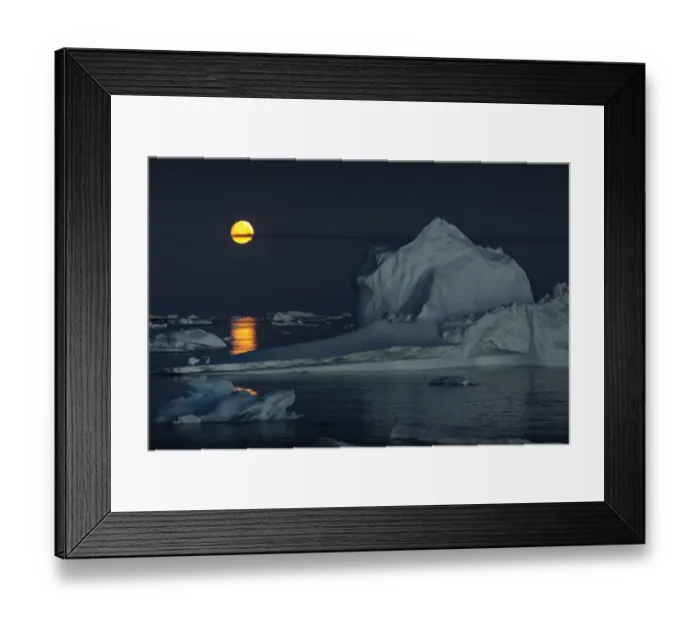 Framed Print : Icebergs and a full moon, Thule, North Greenland. September 2019 Framed Print : Icebergs and a full moon, Thule, North Greenland. September 2019