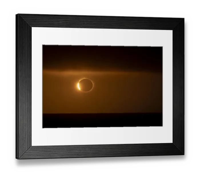 Framed Print : A total solar eclipse over the Southern ocean between South Georgia and the Falkland Islands. 4 December, 2021 Framed Print : A total solar eclipse over the Southern ocean between South Georgia and the Falkland Islands. 4 December, 2021
