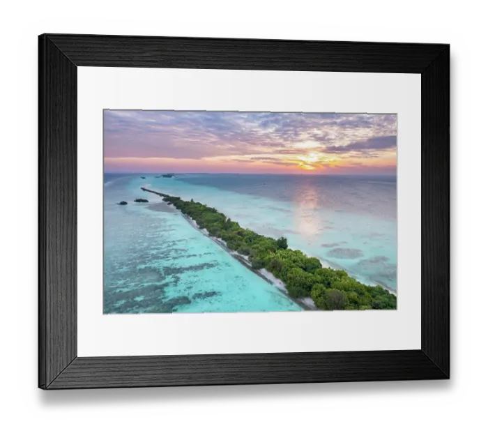 Framed Print : Sunset over Dhigurah Island, South Ari Atoll, Maldives, Indian Ocean. February, 2020 Framed Print : Sunset over Dhigurah Island, South Ari Atoll, Maldives, Indian Ocean. February, 2020
