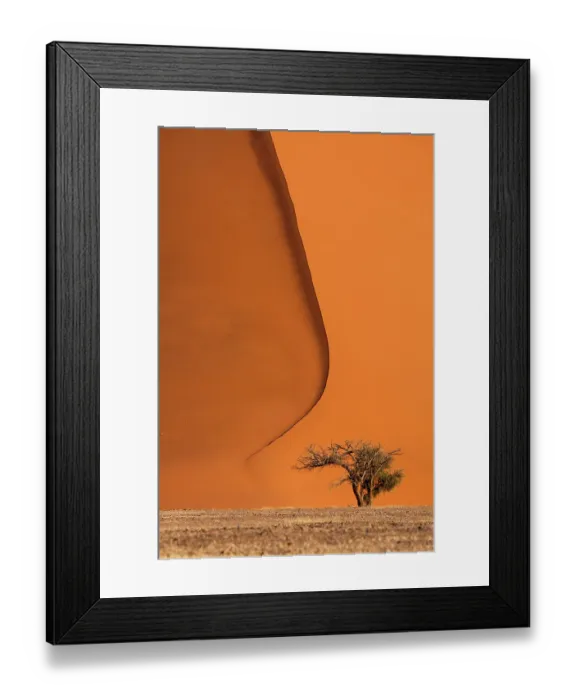 Framed Print : Red dunes of Sossusvlei, Namib Desert, Namibia Framed Print : Red dunes of Sossusvlei, Namib Desert, Namibia