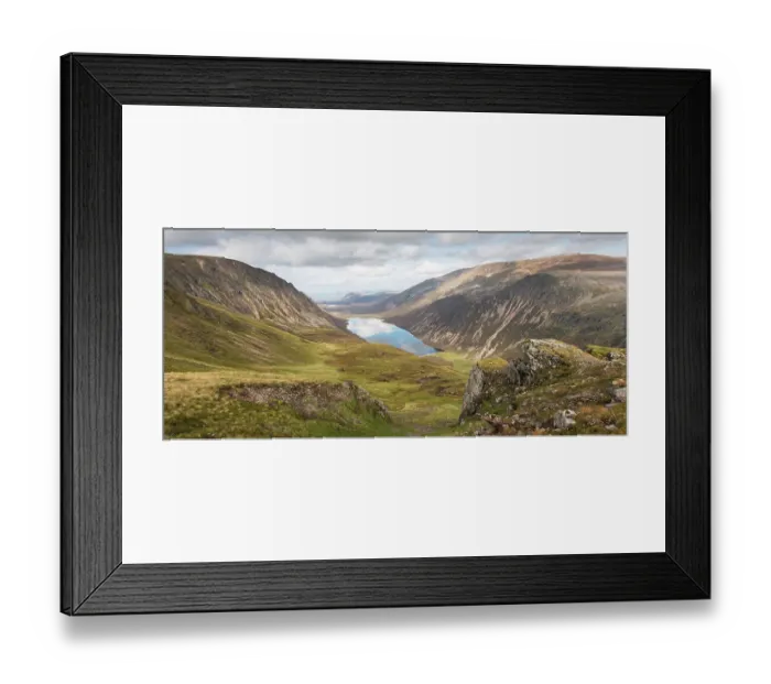 Framed Print : View over Glen Einich and Loch Einrich, Cairngorms National Park, Scotland, UK, September 2014 Framed Print : View over Glen Einich and Loch Einrich, Cairngorms National Park, Scotland, UK, September 2014