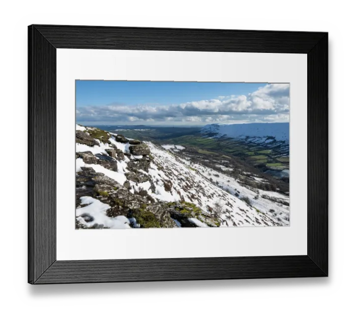 Framed Print : The Olchon Valley, a U shaped valley and the escarpment of the Black Mountains from Black Hill / Cat's Back with Senni Formation rock of the Devonian Age, Herefordshire, England Framed Print : The Olchon Valley, a U shaped valley and the escarpment of the Black Mountains from Black Hill / Cat's Back with Senni Formation rock of the Devonian Age, Herefordshire, England