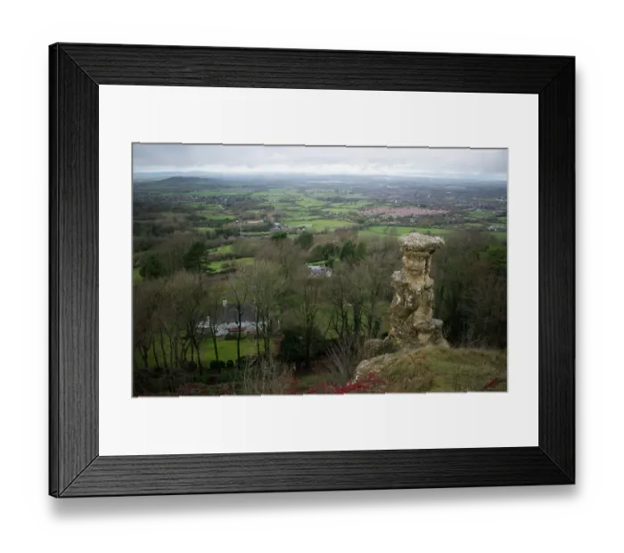 Framed Print : The Devils Chimney, a limestone rock formation overlooking Cheltenham, Leckhampton Hill, Gloucestershire, England, UK, December, 2023 Framed Print : The Devils Chimney, a limestone rock formation overlooking Cheltenham, Leckhampton Hill, Gloucestershire, England, UK, December, 2023