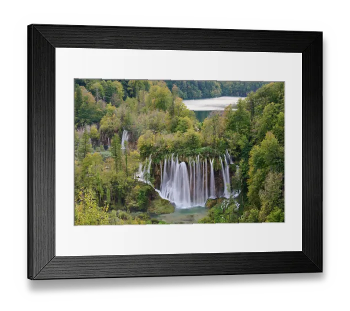 Framed Print : Veliki Prstavci waterfalls close to Gradinsko lake, Plitvice Lakes National Park, Croatia. October, 2024 Framed Print : Veliki Prstavci waterfalls close to Gradinsko lake, Plitvice Lakes National Park, Croatia. October, 2024