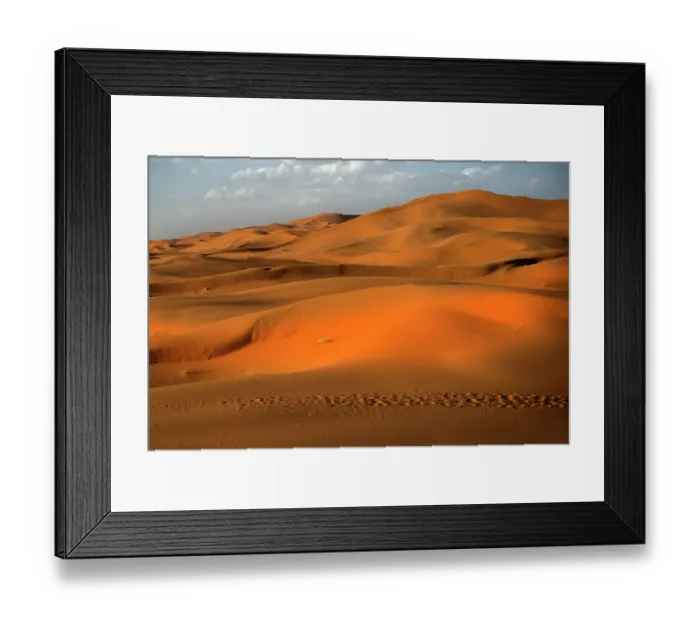 Framed Print : Sand dunes, Erg Chebbi desert. Merzouga, Morocco. May, 2015 Framed Print : Sand dunes, Erg Chebbi desert. Merzouga, Morocco. May, 2015