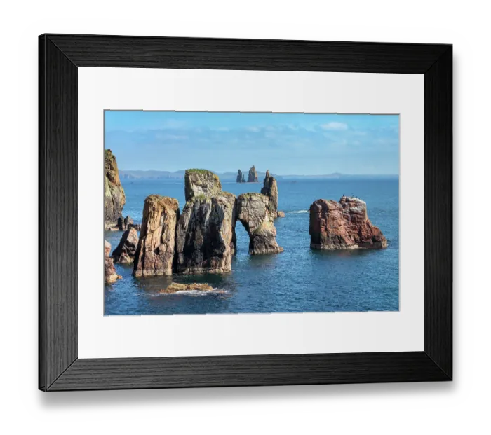 Framed Print : Harry's Pund, Sand Wick Bay, Northmavine. Shetland Islands, Scotland, UK. June, 2017 Framed Print : Harry's Pund, Sand Wick Bay, Northmavine. Shetland Islands, Scotland, UK. June, 2017