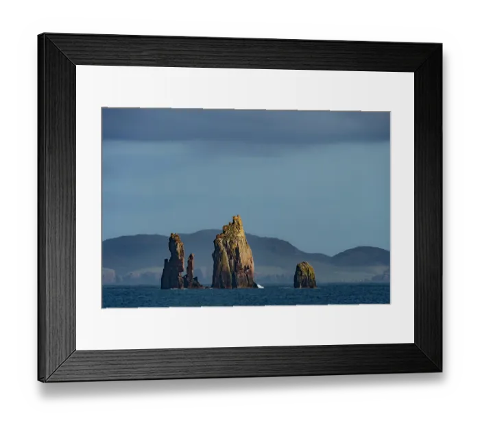 Framed Print : Harry's Pund, Sand Wick Bay, Northmavine. Shetland Islands, Scotland, UK. June, 2017 Framed Print : Harry's Pund, Sand Wick Bay, Northmavine. Shetland Islands, Scotland, UK. June, 2017
