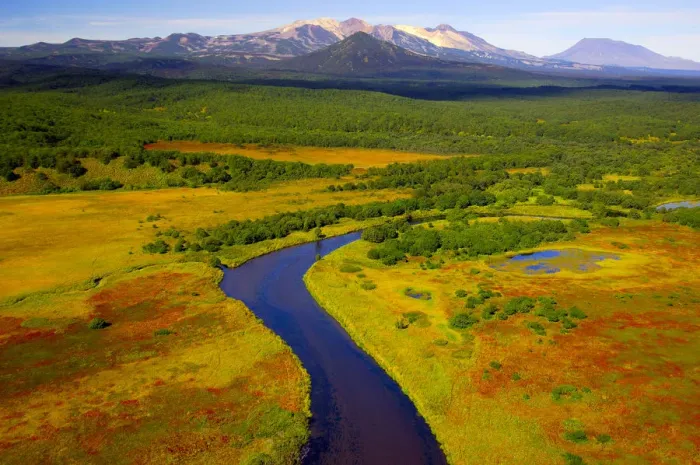 Framed Print : Aerial view of the Tikhaya River flowing through the colourful tundra in autumn. The Kikhpinich Framed Print : Aerial view of the Tikhaya River flowing through the colourful tundra in autumn. The Kikhpinich