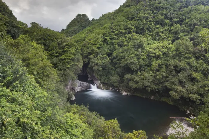 Framed Print : Bassin la Mer on the Riviere des Roches, Reunion Island Framed Print : Bassin la Mer on the Riviere des Roches, Reunion Island
