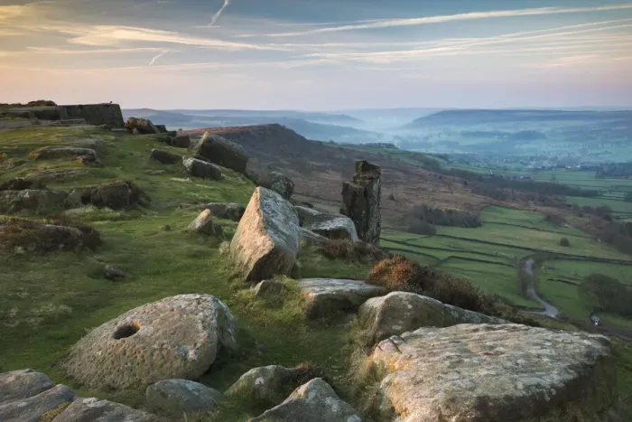 Framed Print : Curbar Edge, Peak District National Park, Derbyshire, England, UK. April 2018 Framed Print : Curbar Edge, Peak District National Park, Derbyshire, England, UK. April 2018
