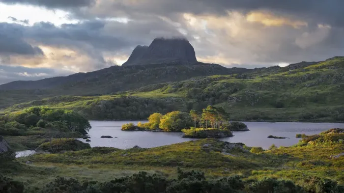 Framed Print : Early morning view of Loch Bad na Murichinn, Assynt, Highlands, Scotland. August, 2019 Framed Print : Early morning view of Loch Bad na Murichinn, Assynt, Highlands, Scotland. August, 2019