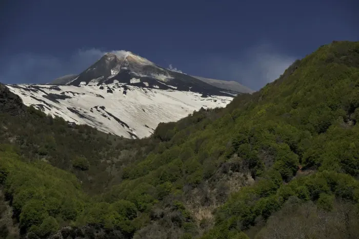 Framed Print : Eastern side of Mount Etna Volcano with snow, Sicily, Italy, May 2009 Framed Print : Eastern side of Mount Etna Volcano with snow, Sicily, Italy, May 2009