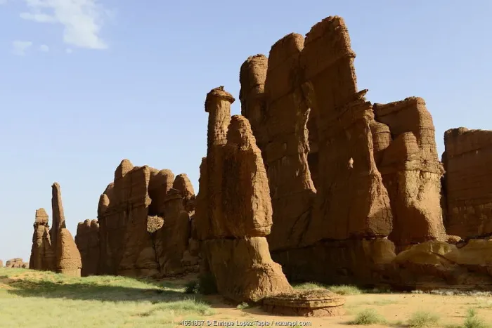 Framed Print : Eroded sandstone rock formations in the Ennedi Natural And Cultural Reserve Framed Print : Eroded sandstone rock formations in the Ennedi Natural And Cultural Reserve