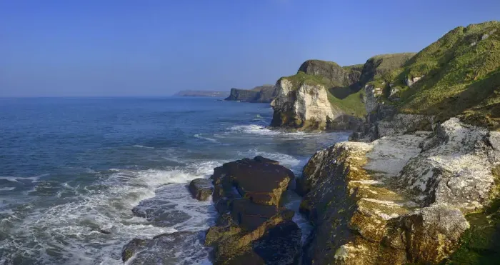 Framed Print : Giants Nose on the Causeway Coast, East of Portrush, Causeway Coast, County Antrim Framed Print : Giants Nose on the Causeway Coast, East of Portrush, Causeway Coast, County Antrim