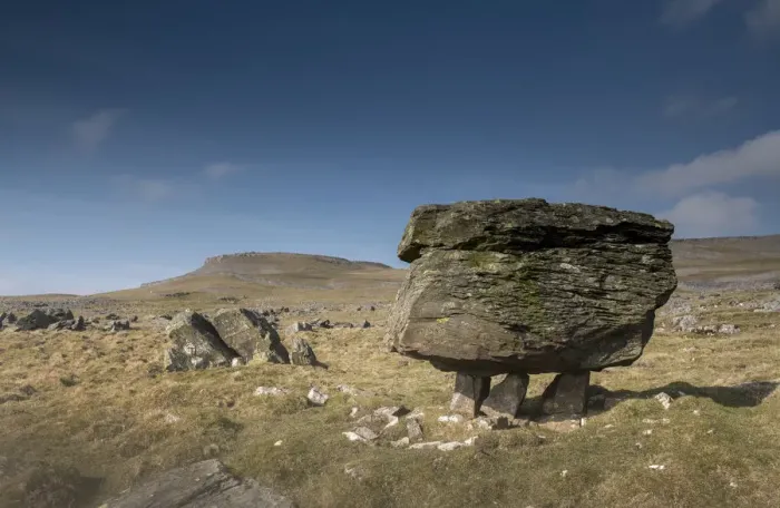Framed Print : A Glacial Erratic at Norber near Austwick, Yorkshire, UK. This is one of the Norber erratics